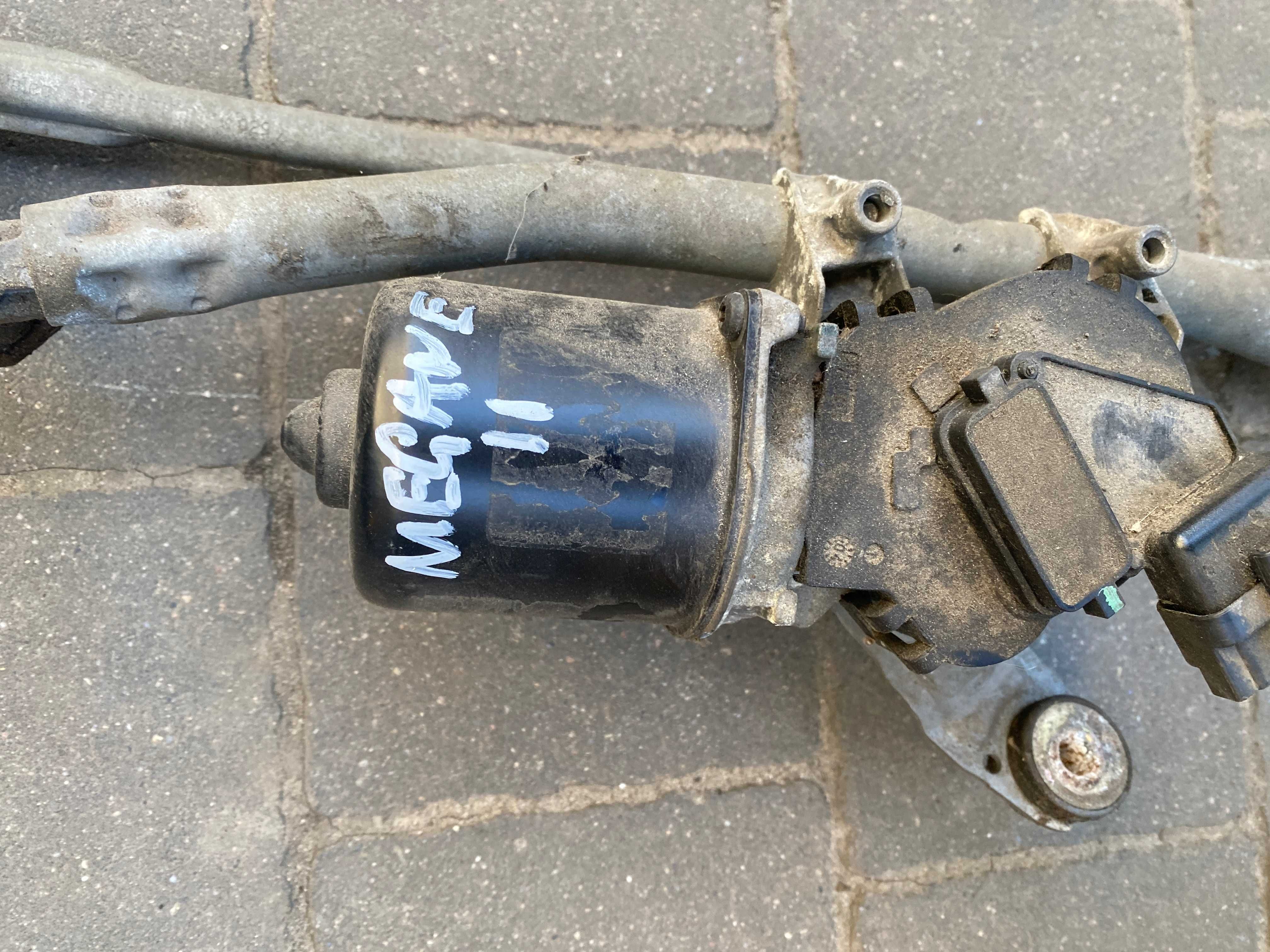 Mechanizm silniczek wycieraczek Renault Megane II