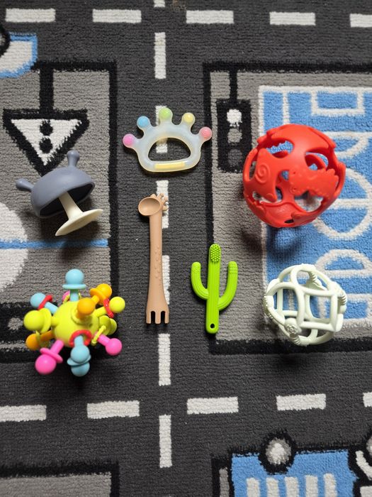 Gryzaki mombella gilligums zestaw