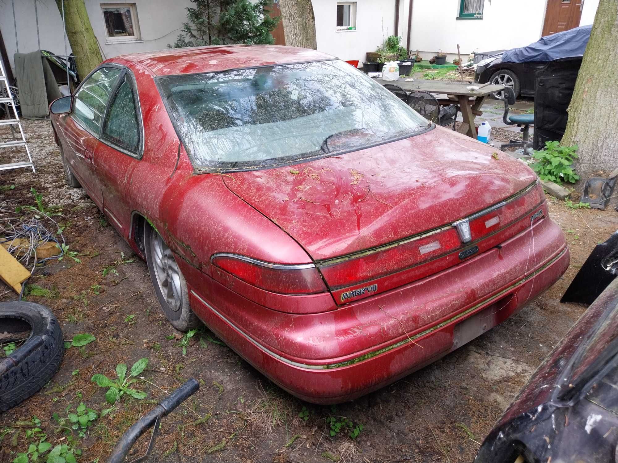 Lincoln Mark VIII