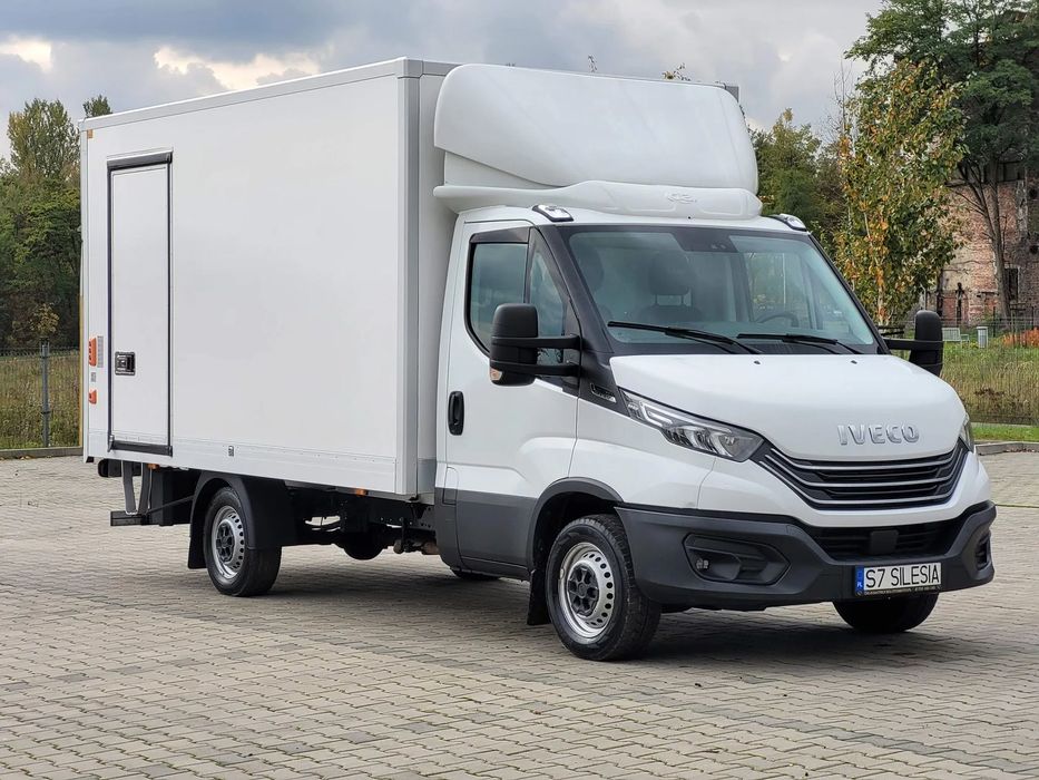 Iveco Daily  winda ORYGINALNY przebieg 2022r, izoterma