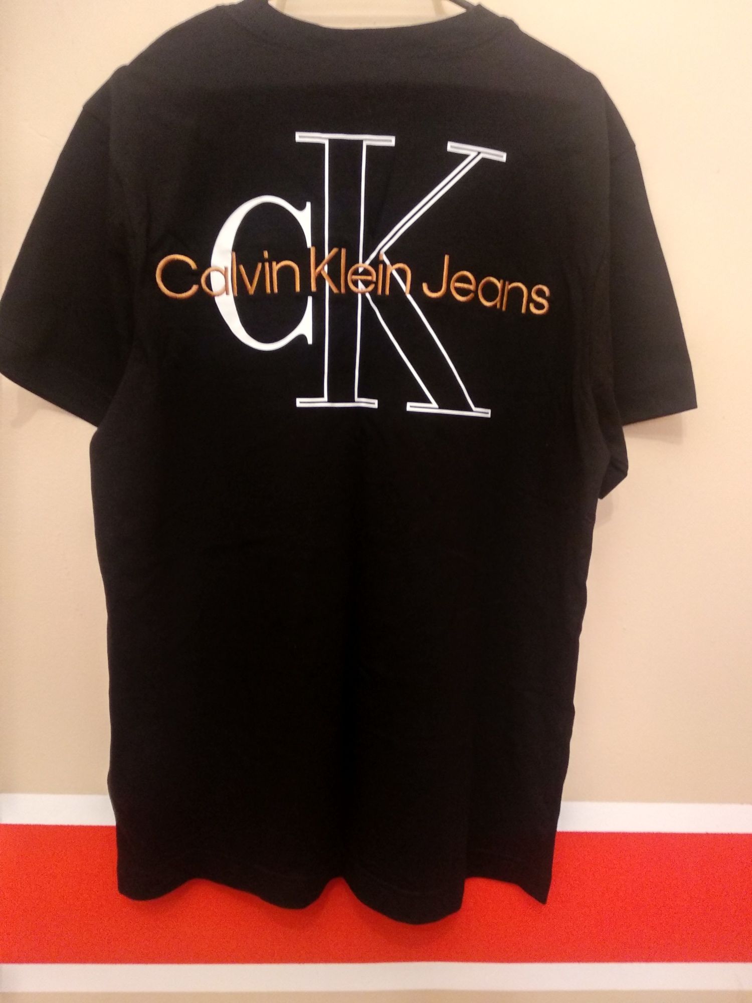 Męska czarna oryginalna koszulka Calvin Klein z metkami