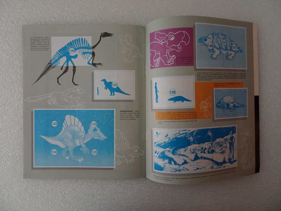 Caderneta de cromos vazia Dino's - Europer