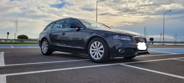 Audi a4 b8 211km PanoramaXenonAutomat