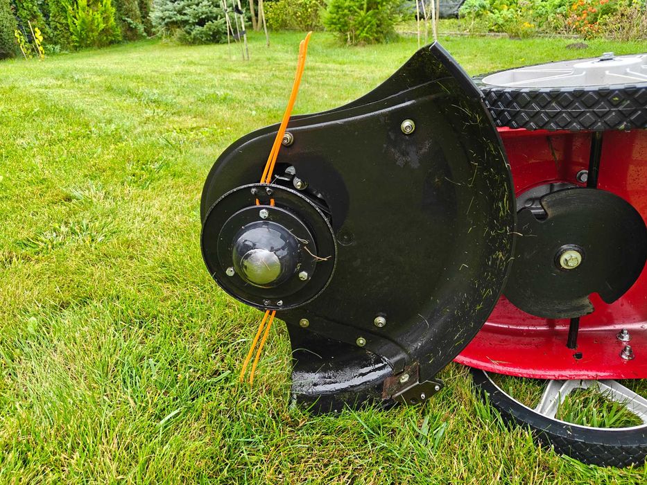 Kosiarka spalinowa żyłkowa MTD WST 5522 pojemność 159cc