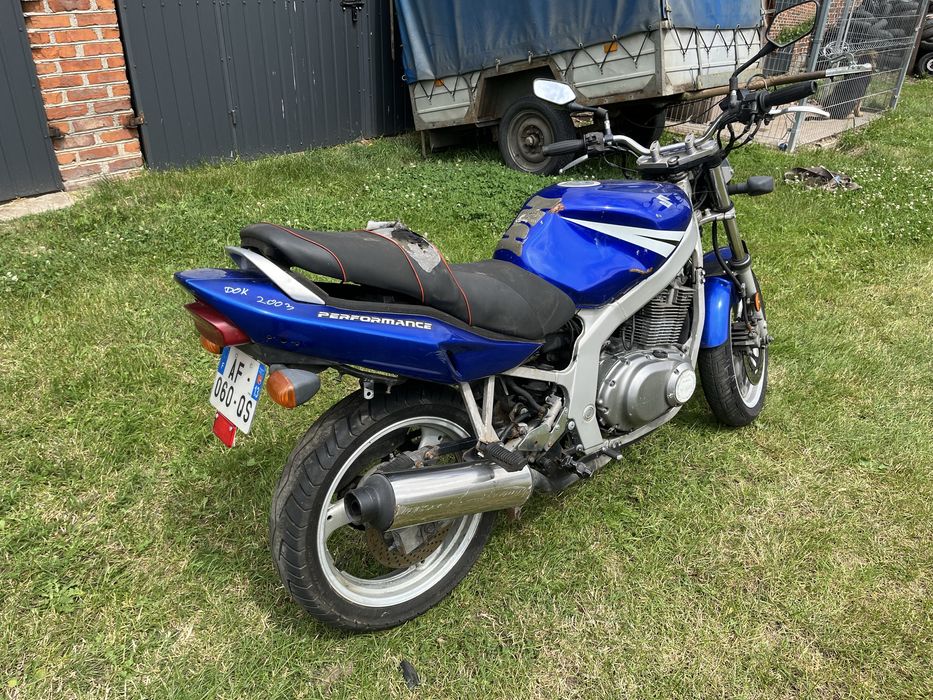 Suzuki Gs 500 rama gaźniki silnik wydech koła linka na części