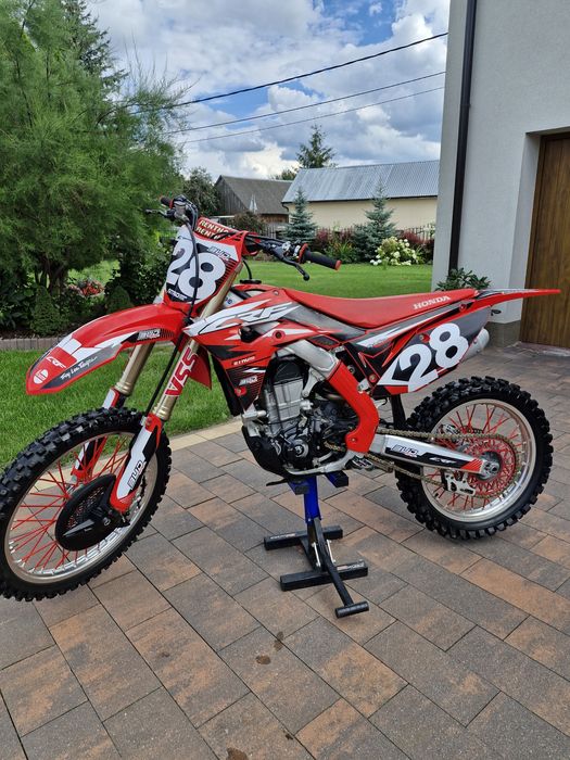 HONDA CRF450  Rozrusznik wtrysk zadbana