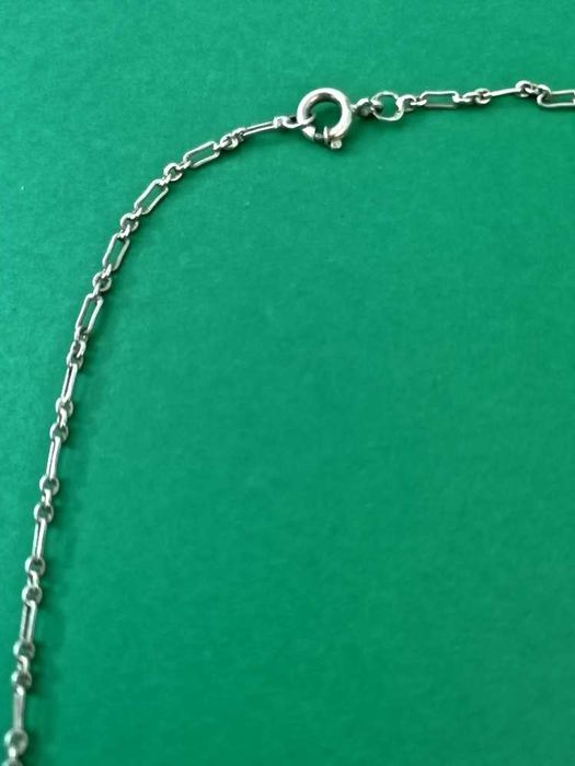 Fio / colar em prata Águia