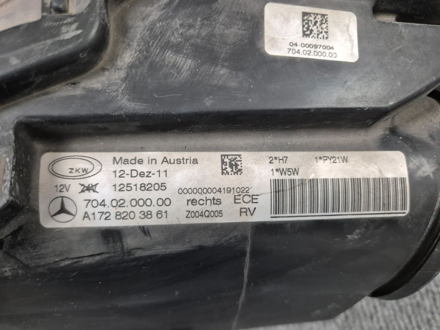 REFLEKTOR LAMPA PRZEDNIA PRAWA - MERCEDES SLK R172 10-15