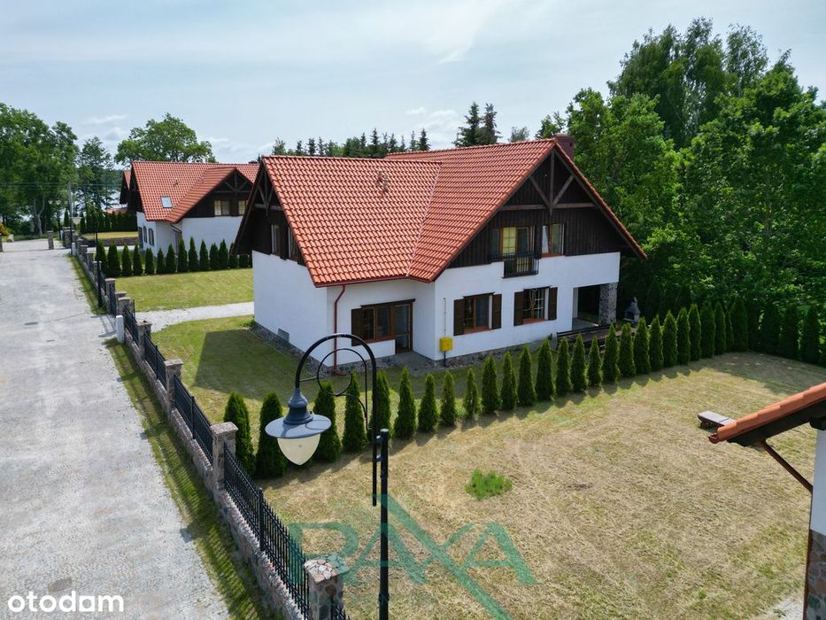 Dom nad jeziorem Jagodne