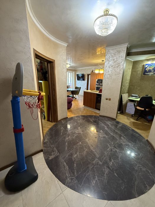 Продам квартиру 86м2, Аерокосмический , 41/2