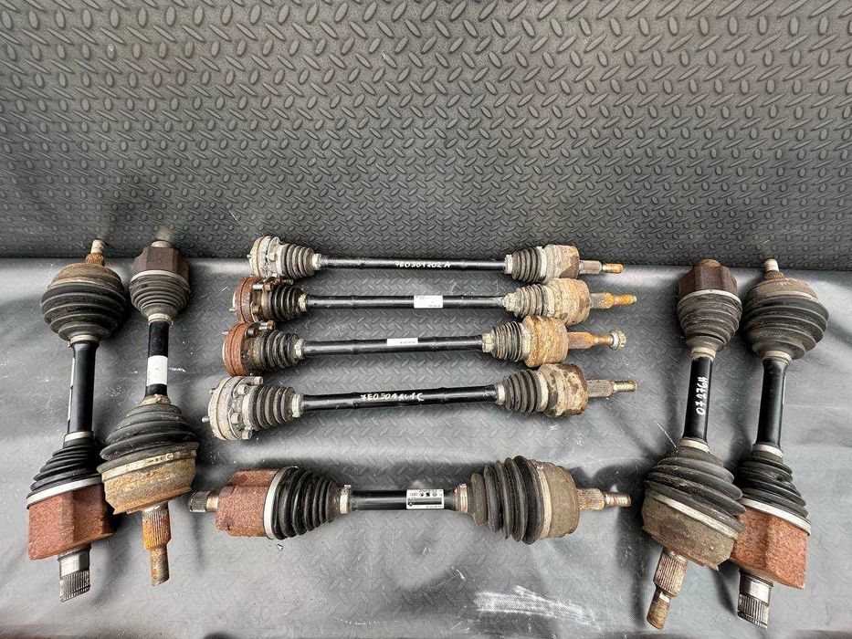 Полуось,піввісь в зборі vw Transporter Multivan Caravelle 2.0 TDI DSG7