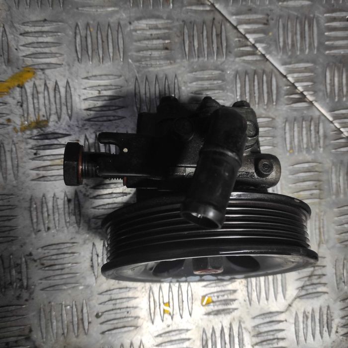 Pompa Wspomagania Kia Carens III 2,0 16 v