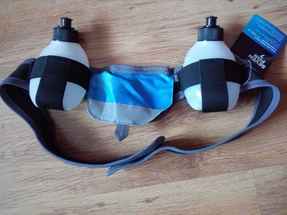 Nowy pas do biegania z bidonami 2x300 ml i saszetką Seven for 7