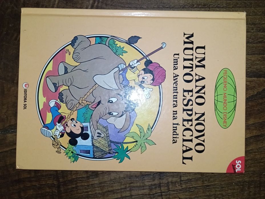 Colecção «Pequeno Mundo Disney»