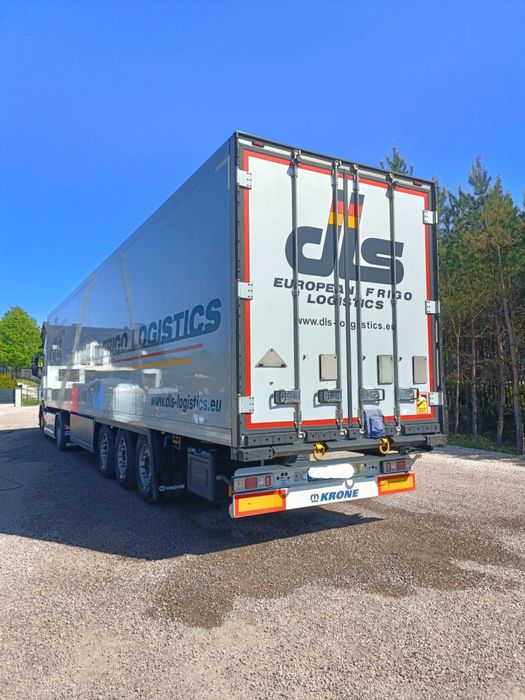 Naczepa Krone chłodnia termoking slx400