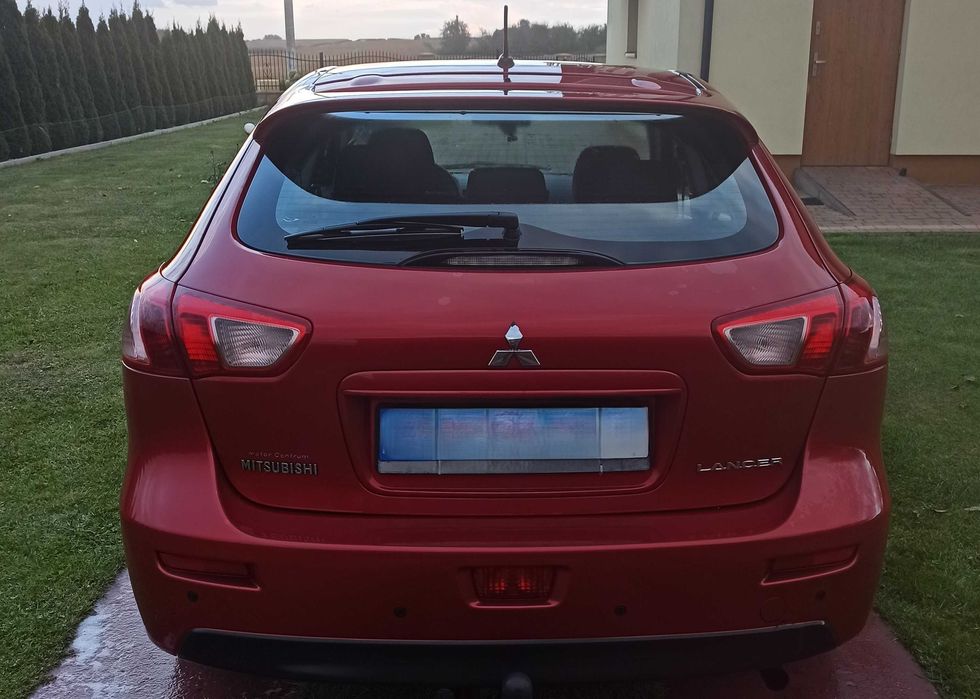 Mitsubishi Lancer Invite 16 benz Sportback