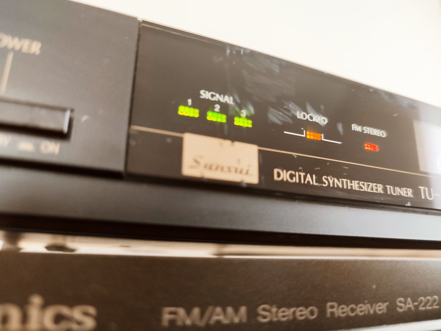 WYPRZEDAŻ! Tuner radiowy Sansui tu D 33x