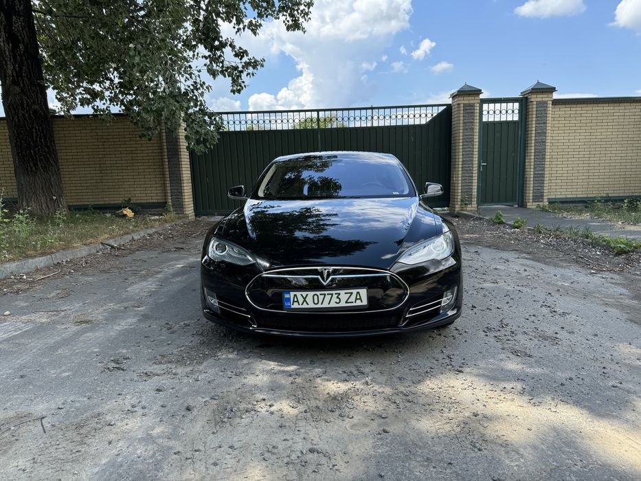 Tesla model s 85 kw