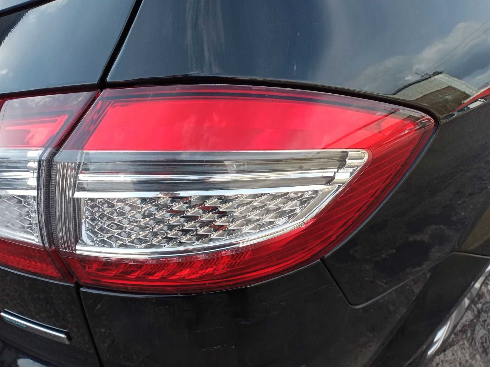 Ford Mondeo MK4 Lift KOMBI - Lampa Tylna Prawa - W Błotnik