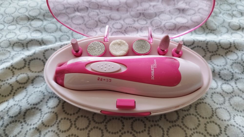 Frezarka do paznokci na baterie