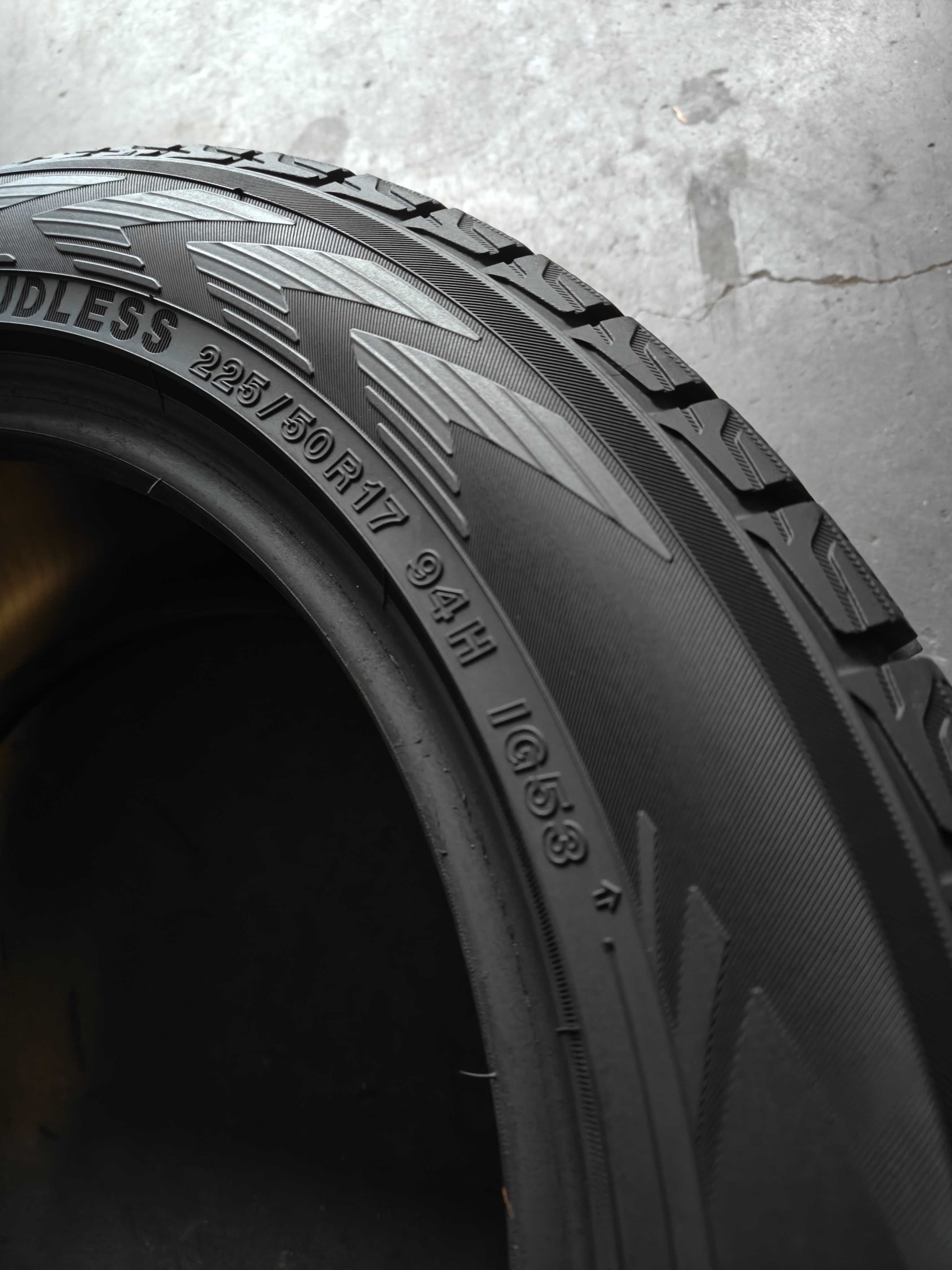R17 225 50 шини зимові Yokohama Ice Guard IG 53 японські липучки