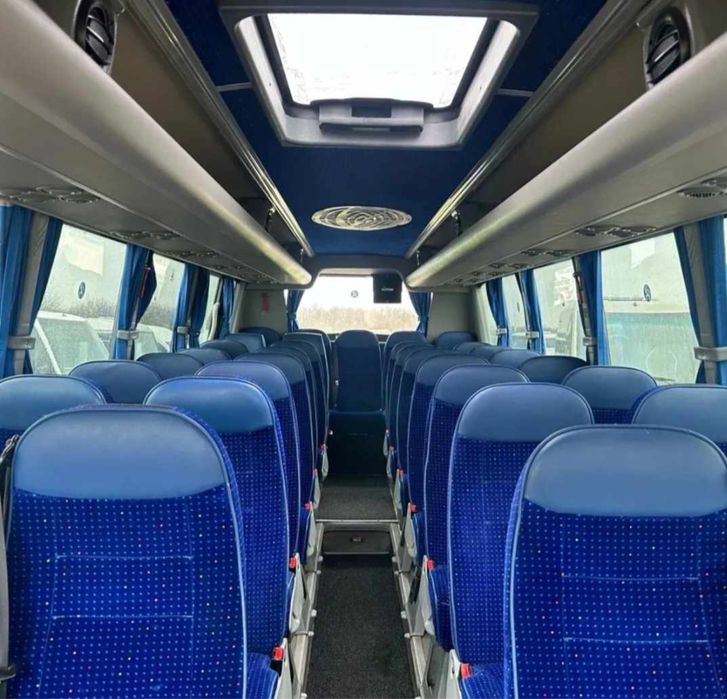 Przewóz osób wycieczki przewozy pracownicze wesela lotniska