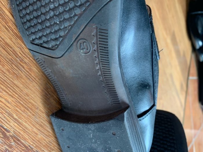 Buty czarne eleganckie rozm. 40 męskie