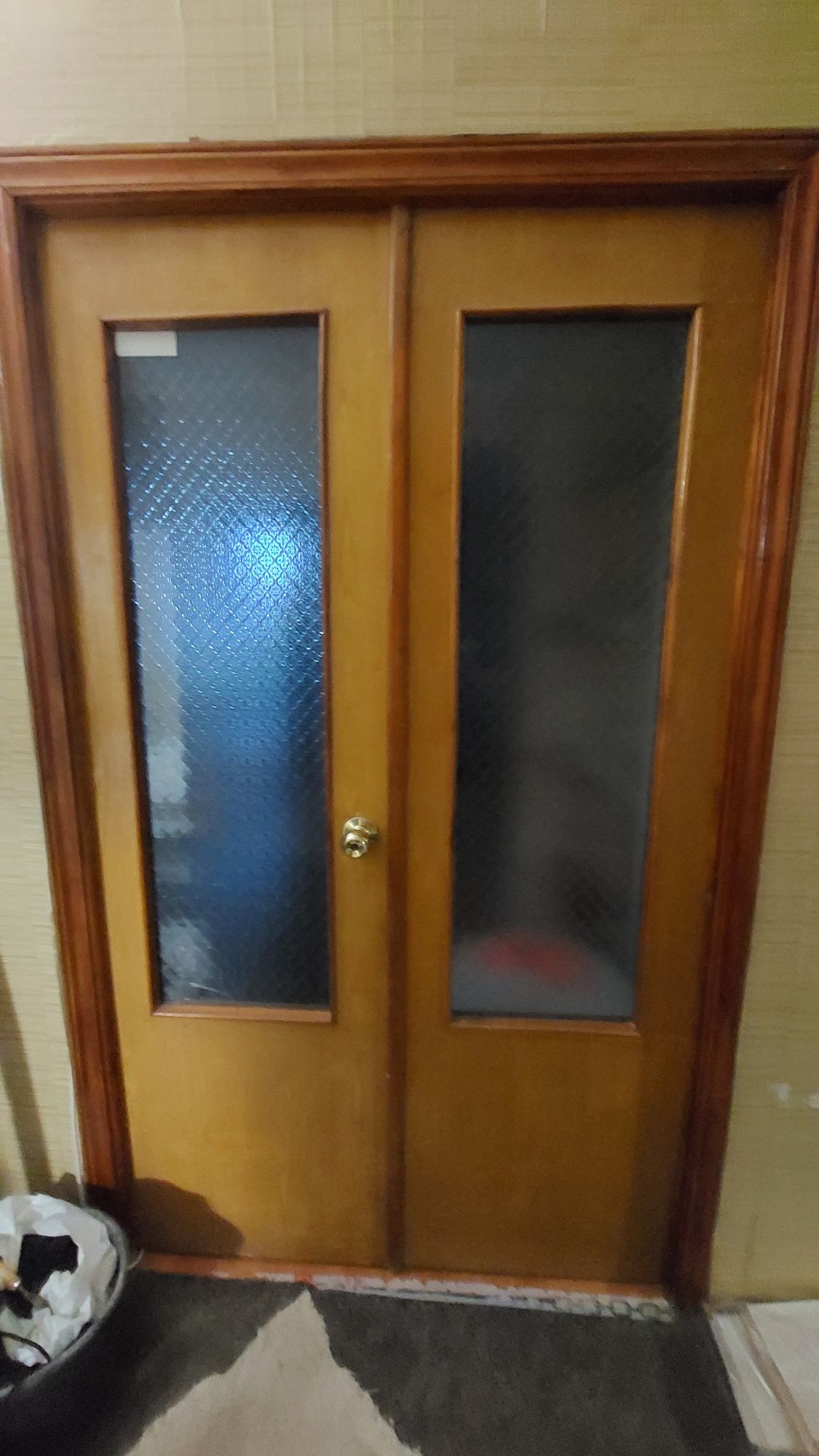 Продам межкомнатные двери