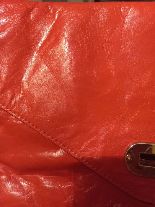 Кожаный клатч в очень хорошем состоянии