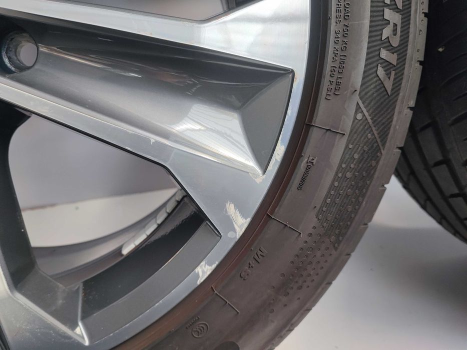 Koła felgi Seat Ateca 7J ET45 17" 5x112 215/55/17