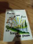 Vendo livro: Poesia que fica no tempo que passa