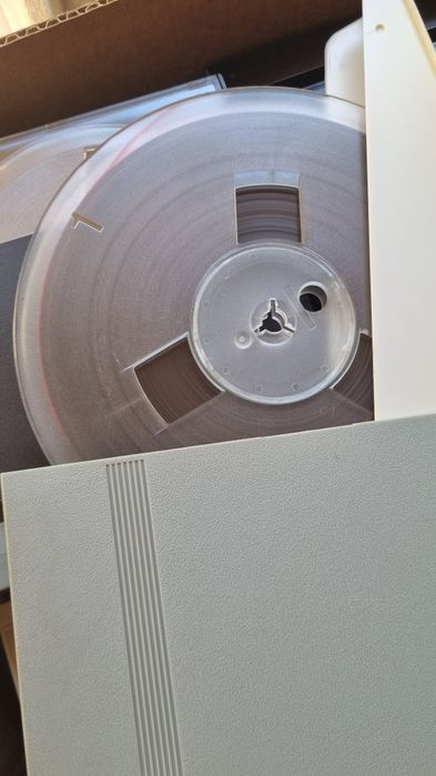 Szpula taśma 18 cm magnetofonowa pudełko Basf