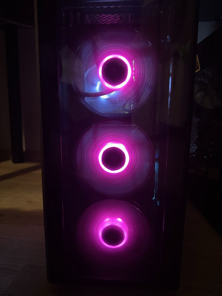 Komputer do gier CPU Ryzen 5 5600X, GPU RX6600XT, 32GB RAM