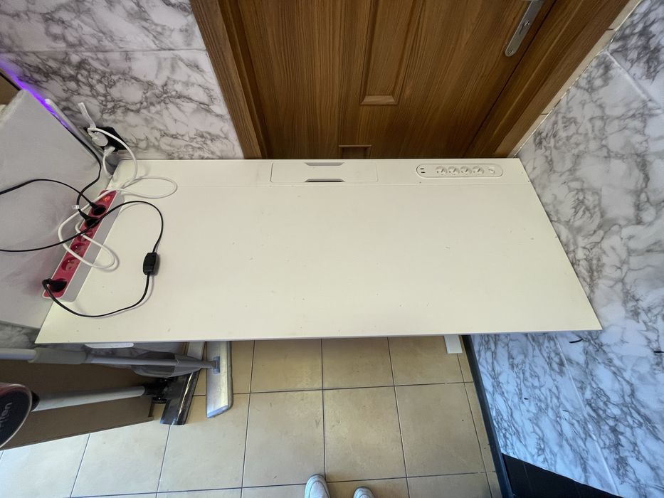 Biurko ikea do pracy na stojąco