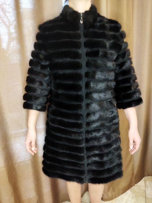 Продам шубу норковую со вставками