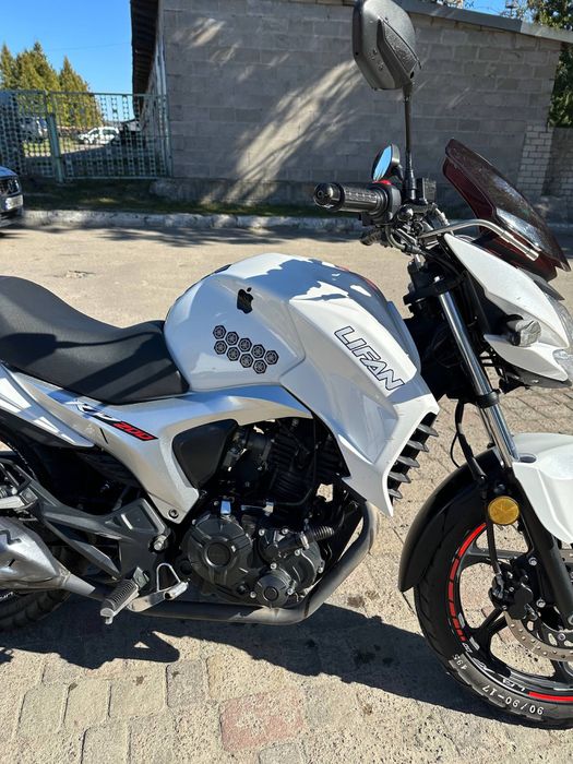 Продам ліфан кп 200