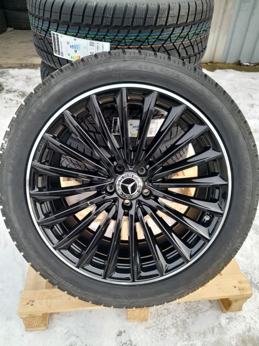 Nowe koła zimowe najnowszy mercedes GLC W254 255/45R20 285/40/20