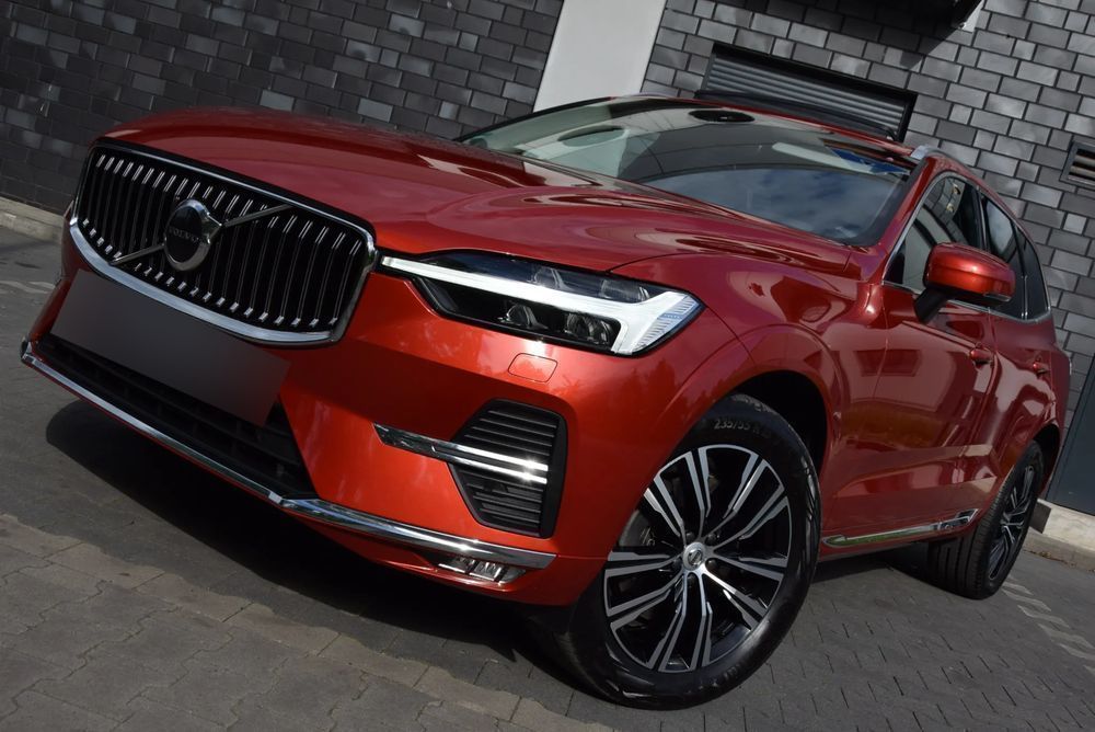 Volvo XC 60 MAXx INSCRIPTION B4 197ps PANORAMA Full LED Skóra Pamiec El klapa Serw
