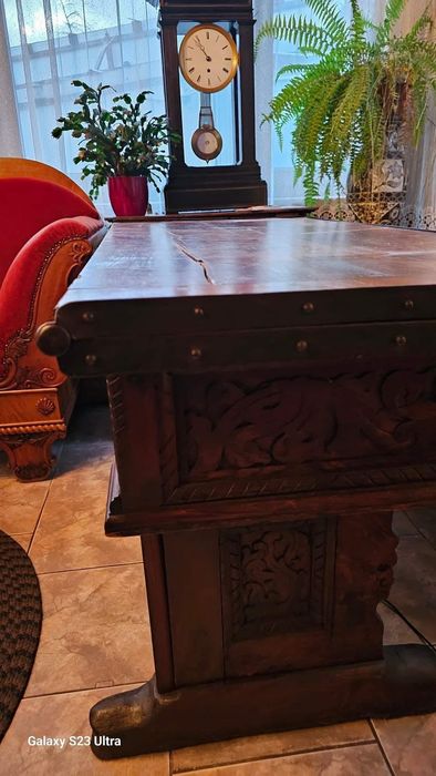 Meble antyczne biurko