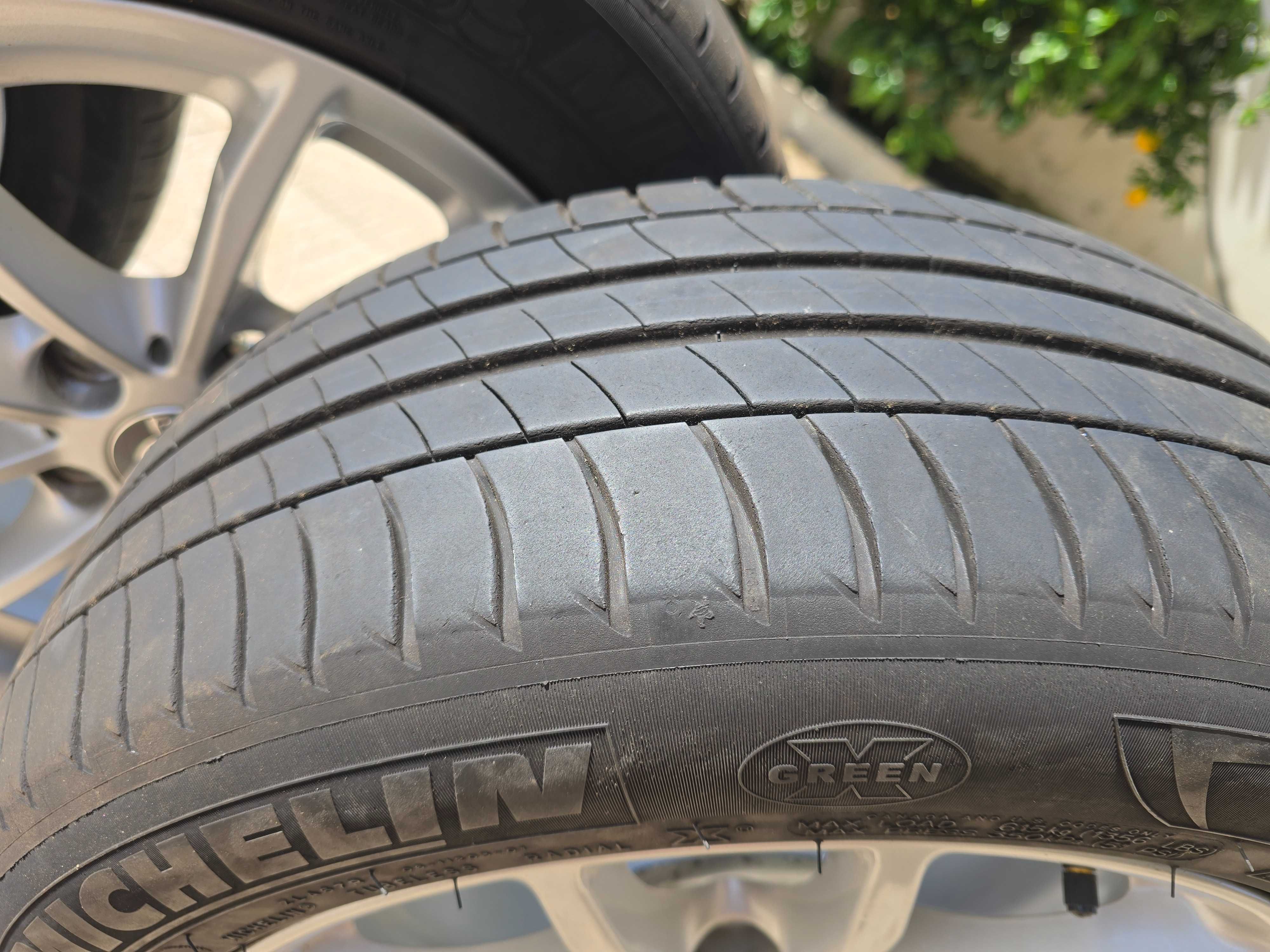 Jantes bmw + pneus extra Vendo ou troco por algo do interesse