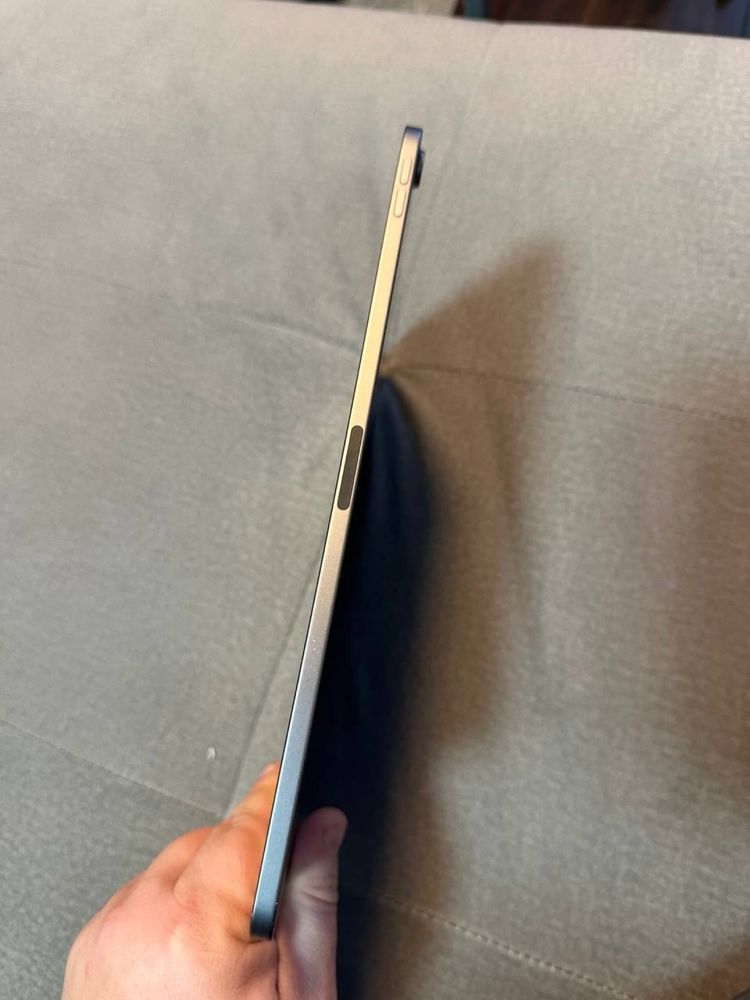 Продам Apple Ipad Pro 11 1Tb + Apple Pencil 2