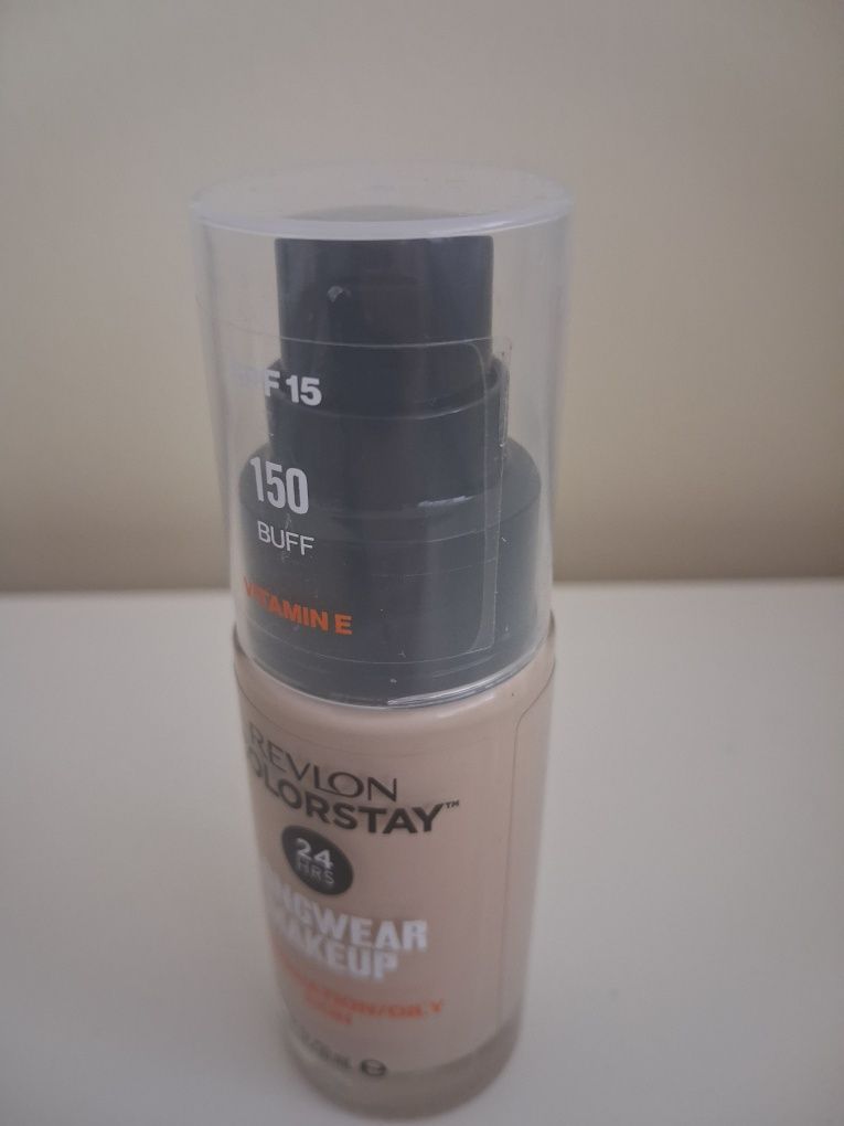 Nowy podklad revlon colorstay 150 buff kryjący długotrwały