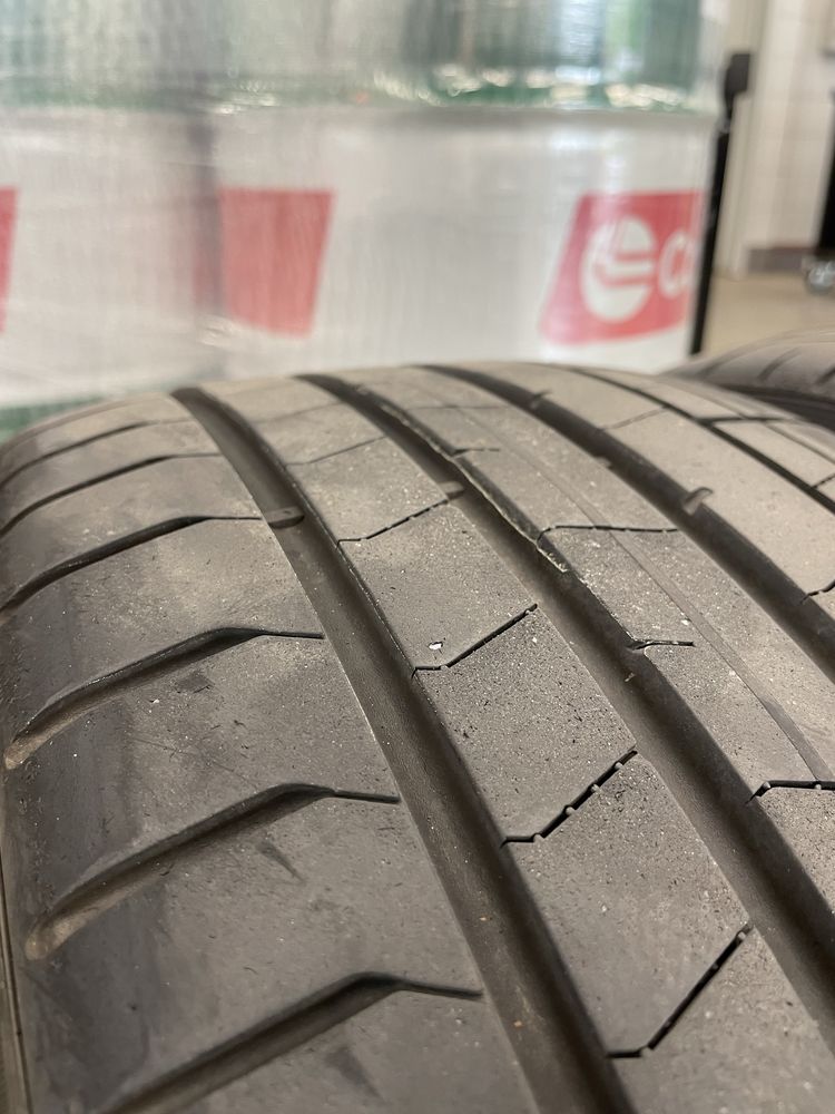 Pirelli P Zero PZ4 235/35 R19 2szt używane