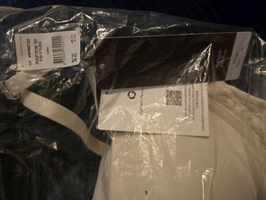 Бюстгалтер calvin klein 75 C, оригинал