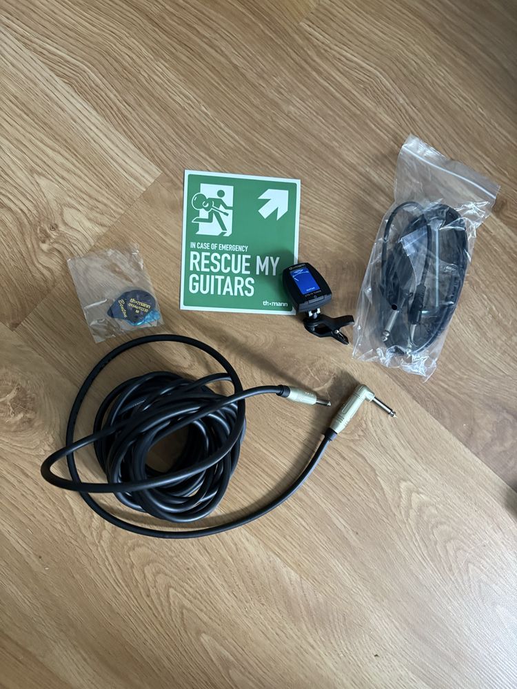 (Zestaw)(GWARANCJA 3LATA)Gitara elektryczna RX-10BK+PIEC HB-20R I INNE