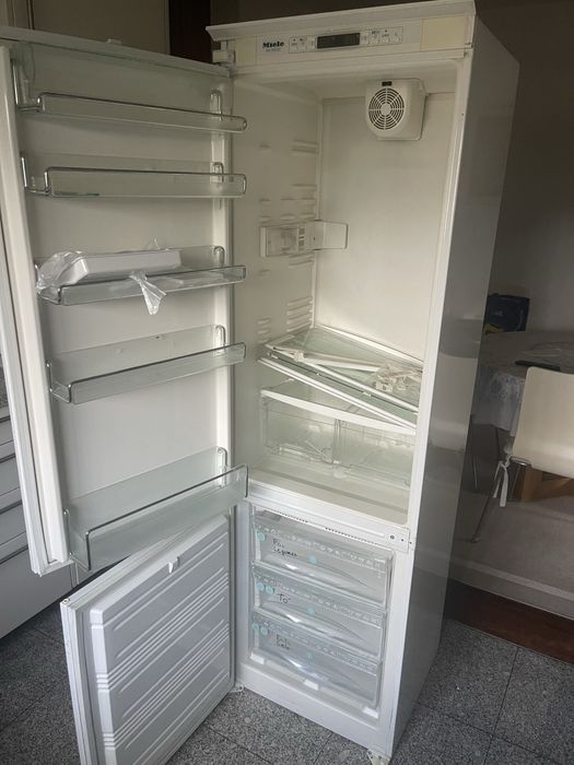 Frigorifico Miele para peças