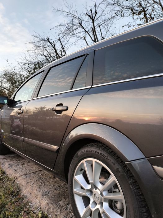 Opel Astra H Cosmo 1.8 бензин, 2009 р. (універсал)