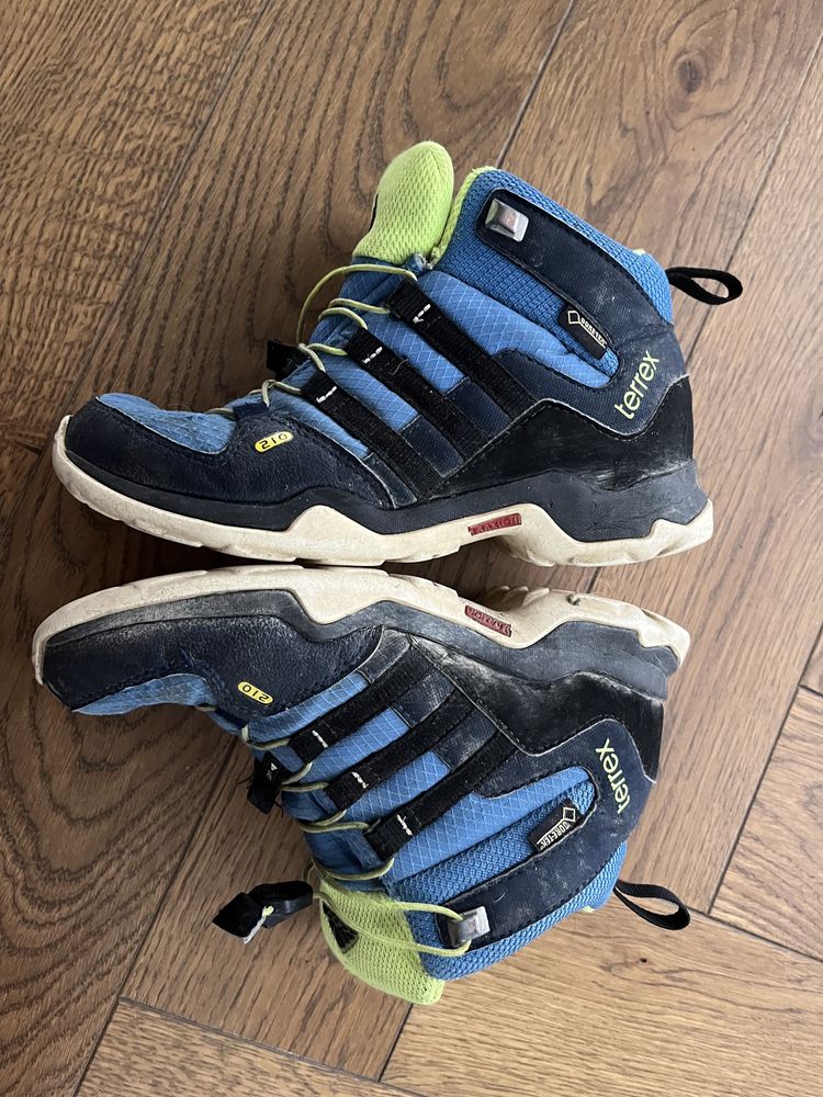 Adidas terrex buty trekingowe  rozmiar 33