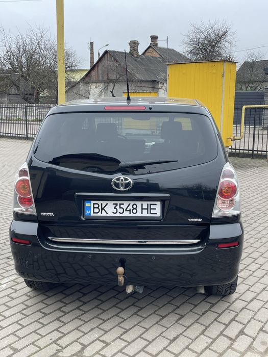 продам Toyota Corolla Verso