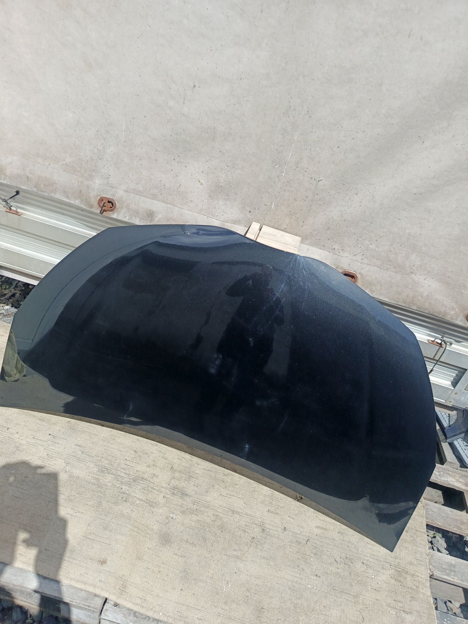 Tayota Yaris III maska 209 czarna